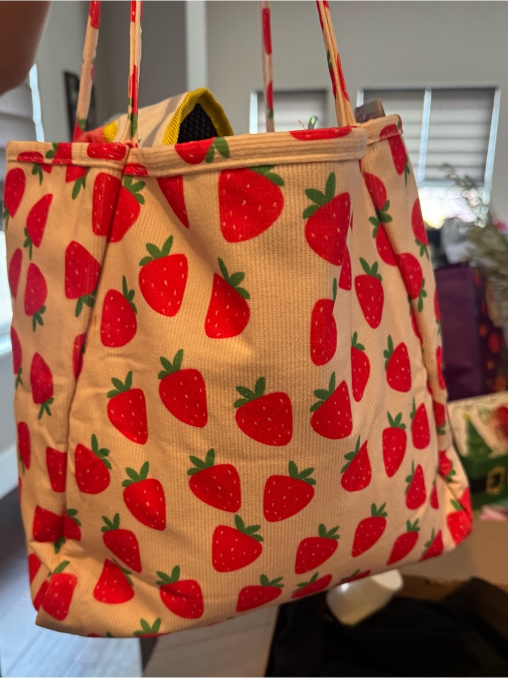 Strawberry Print Canvas Tote Bag - Pink/Red